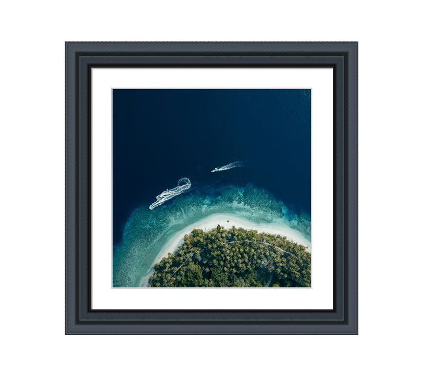 208 black wooden frame beach photo