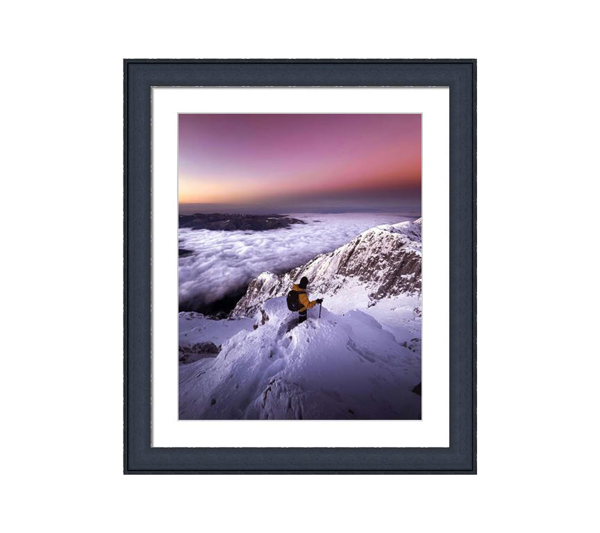 202 Black wooden frame