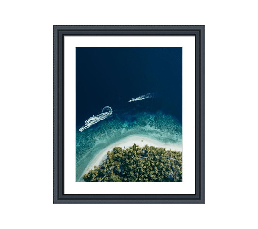 208 black wooden frame beach photo