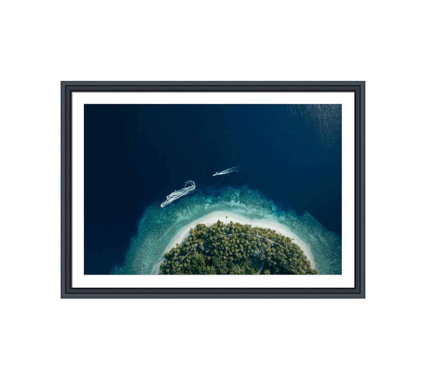 208 black wooden frame beach photo