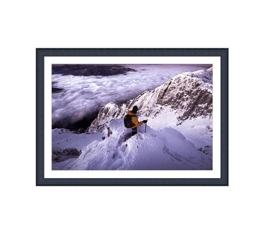 202 Black wooden frame