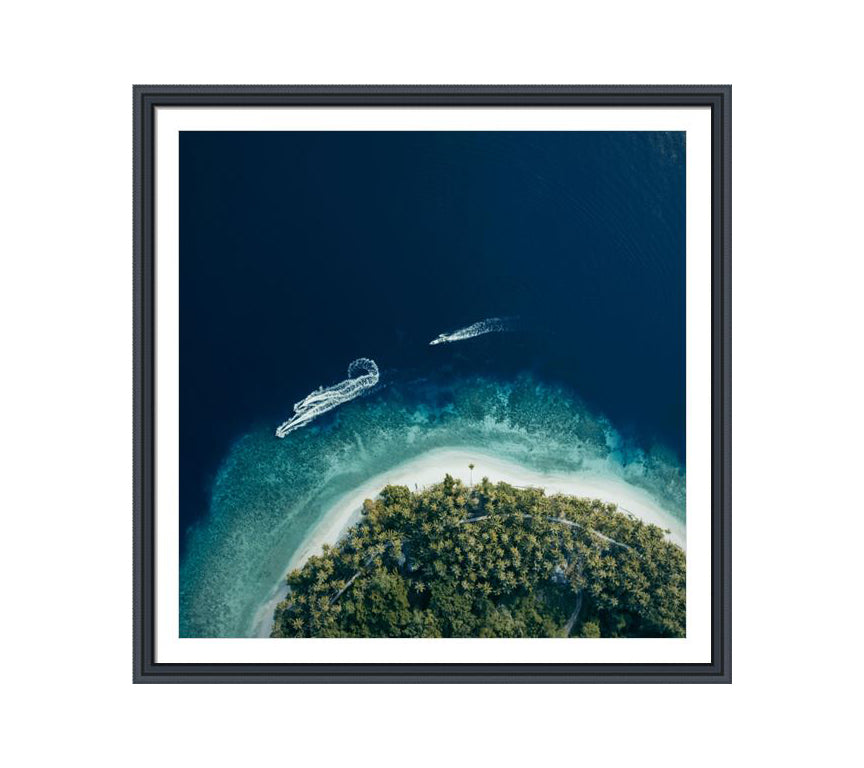 208 black wooden frame beach photo