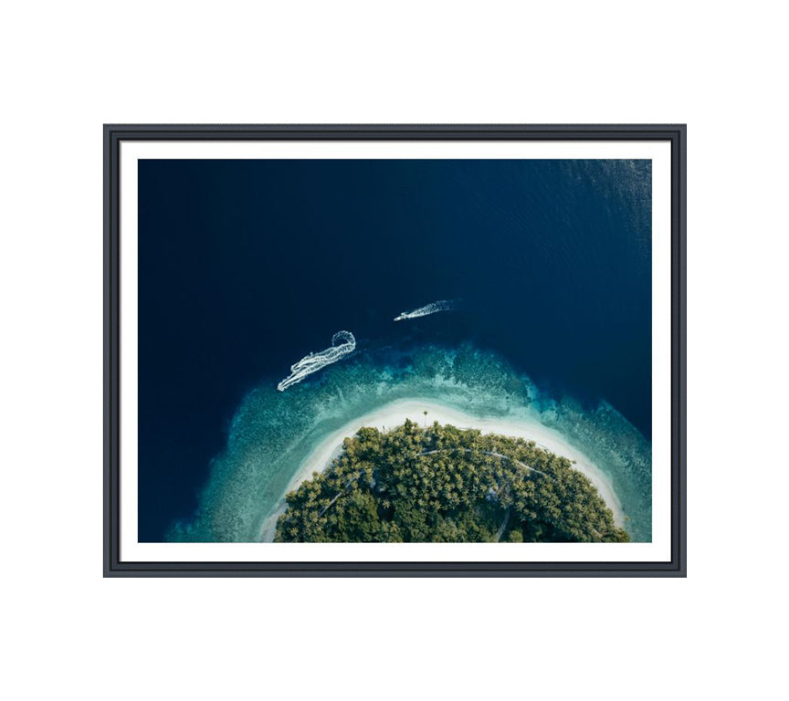 208 black wooden frame beach photo